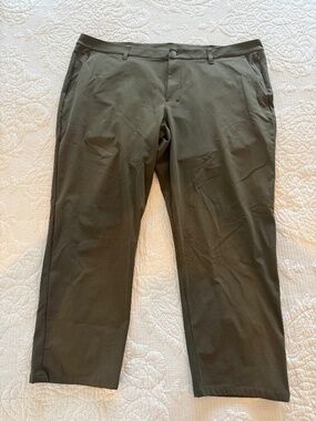 Lululemon ABC Classic-Fit Trouser Warpstreme 44 Tan